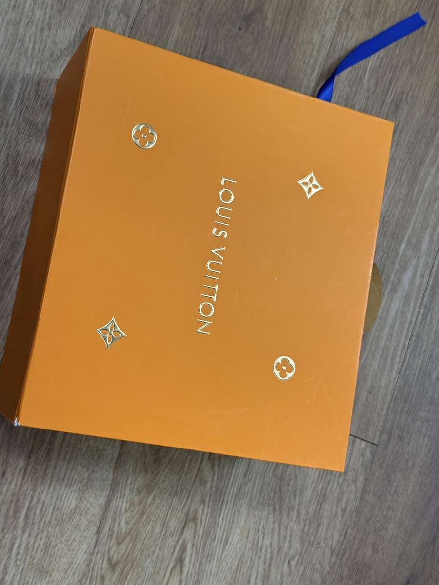 톰브라운 후디 SA급 셀렉트샵 관련 의류 이미지 88